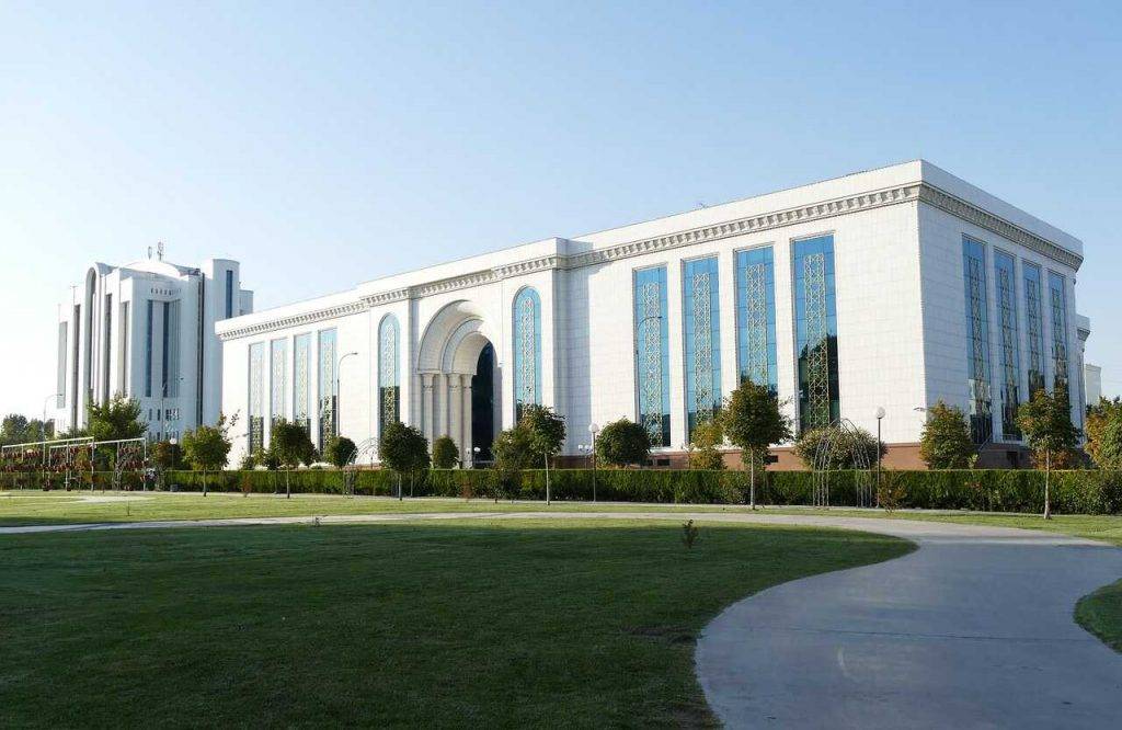 Uzbekistāna izveidos maininga pūlu nacionalā līmenī un atklās kripto biržu