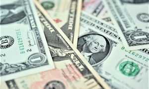 Aktieris Stīvens Sigāls sodīts par ICO reklamēšanu