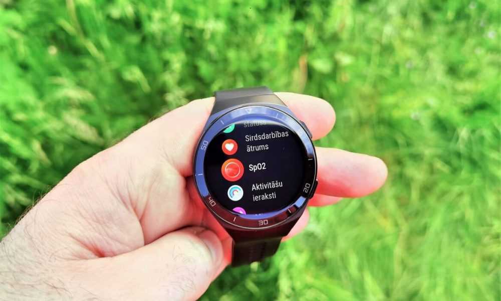 Skābekļa daudzuma noteikšana asinīs (SpO2) ar viedtelefonu Huawei P40 Pro