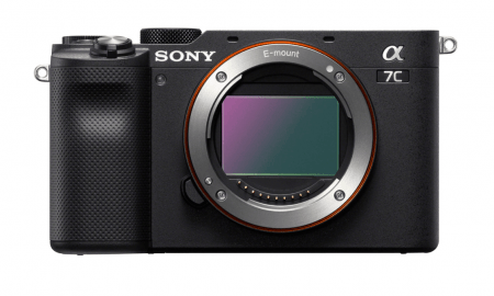 Sony izziņo Alpha 7C kameru un 28-60 mm tālummaiņas objektīvu