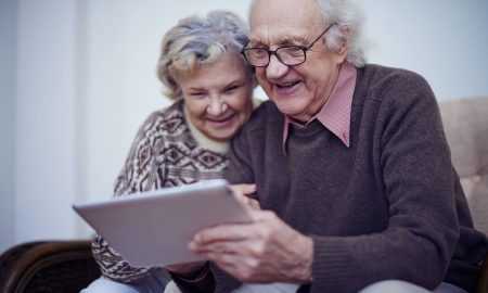 Seniori mūsdienās – kā tehnoloģijas pilnveido un papildina mūsu vecumdienas?