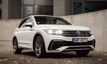Jaunais Volkswagen Tiguan nonāk tirdzniecībā; sākuma cena Plašākai informācijai: Aleksandra Kostjukoviča Volkswagen sabiedrisko attiecību vadītāja Tel: +371 26686029 aleksandra.kostyukovich@moller.lv www.volkswagen.lv Vairāk informācija: volkswagen-newsroom.com zem 24 000 eiro