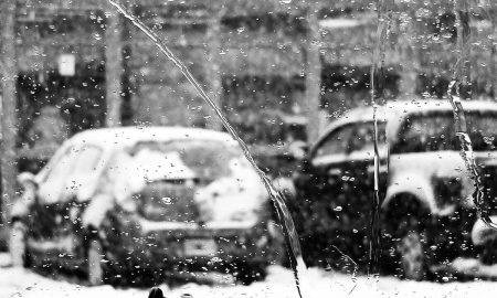 Aiz loga sals: kā pārliecināties, ka no rīta izdosies iedarbināt automobili