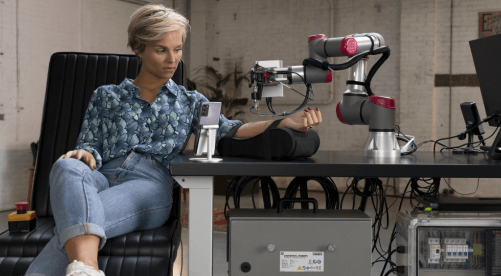 Vai tetovēšana attālināti nākotnē tā būs ierasta lieta? (Video) 5 Attālināt tetovēšana