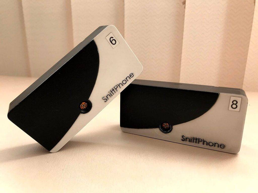 Viedtālrunim pievienota ierīce nosaka kuņģa vēzi pēc izelpas 5 Viedtālrunim pievienota ierīce nosaka kuņģa vēzi pēc izelpas