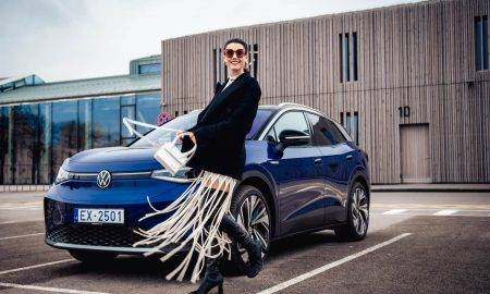 Latvijas auto nozares eksperti un viedokļu līderi vērtē jauno Volkswagen elektroauto ID.4