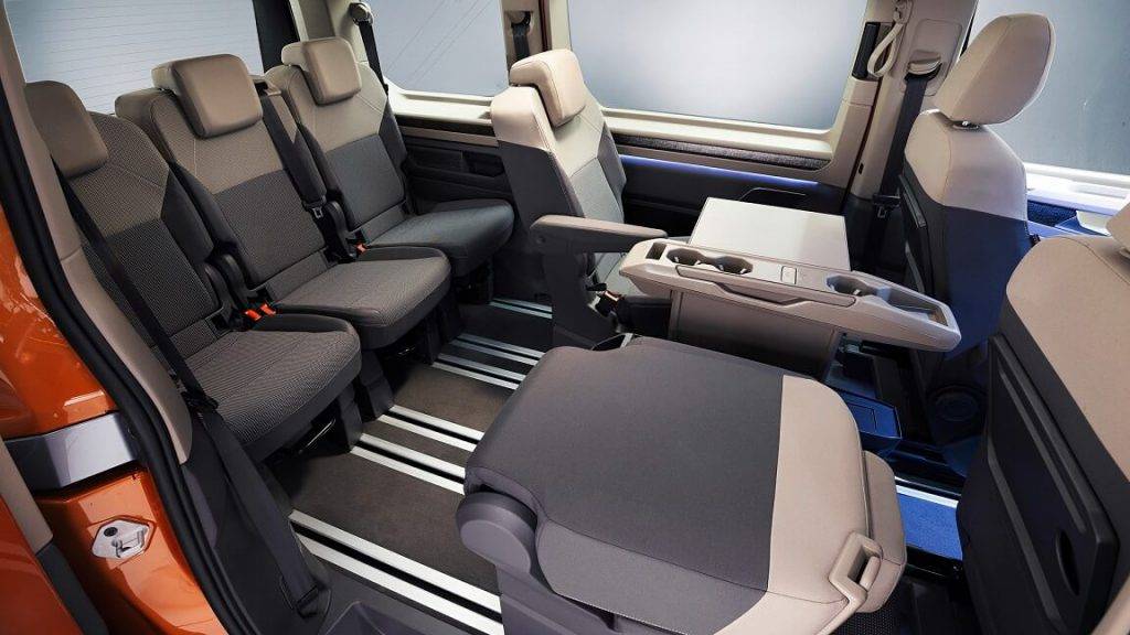 Volkswagen prezentē jauno Multivan T7