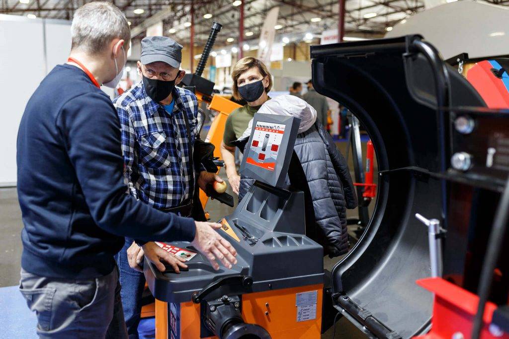 Ar vairākām auto pirmizrādēm jaudīgi aizvadīta izstāde “Auto 2021”! 16 Ar vairākām auto pirmizrādēm jaudīgi aizvadīta izstāde “Auto 2021”!