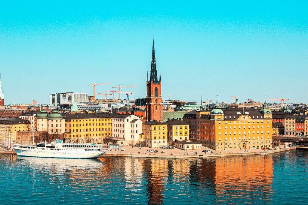 Zviedrijas finanšu uzraugs ir ierosinājis pilnībā aizliegt kriptovalūtu ieguvi