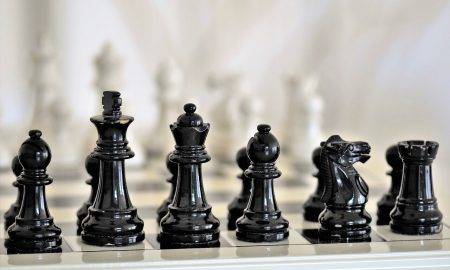 Garijs Kasparovs izlaidis NFT kolekciju