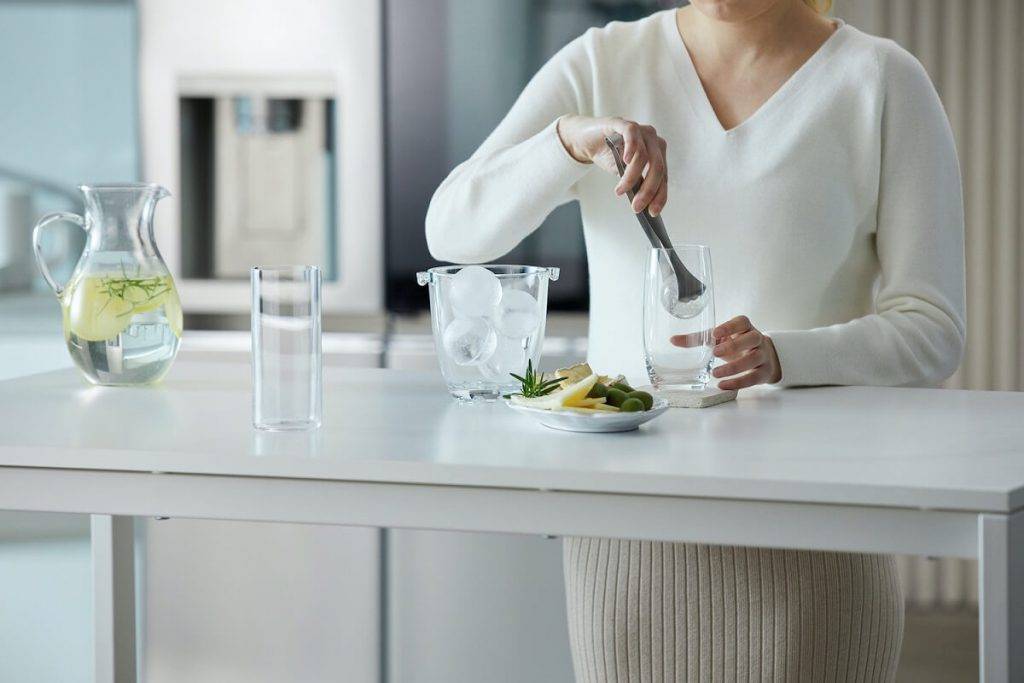 Jaunākie LG InstaView ledusskapji ar pirmšķirīgu dizainu rada izsmalcinātību jebkurā virtuvē