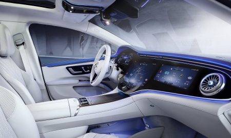 LG progresīvākā automobiļu informācijas un izklaides sistēma ie-kļauta jaunā luksusa elektriskajā sedanā