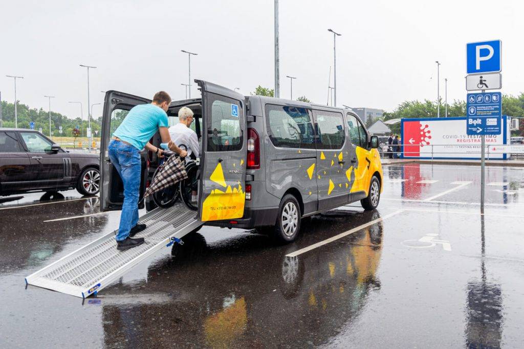 Bolt “Assist” kategorija – cilvēkiem ar īpašām vajadzībām pieejamāki braucieni 5 Bolt “Assist” kategorija – cilvēkiem ar īpašām vajadzībām pieejamāki braucieni