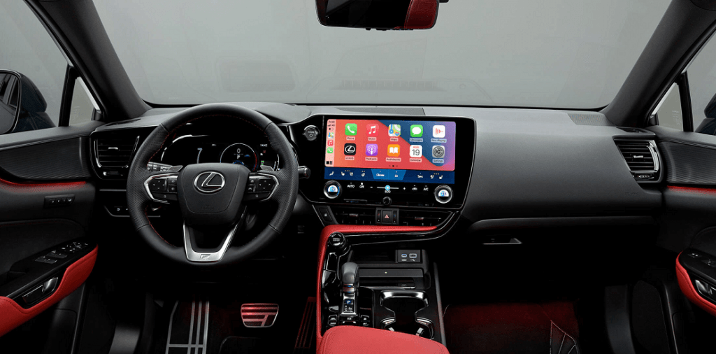 Jaunais Lexus NX pašuzlādes un pirmais Plug-in jeb uzlādējamais hibrīds tagad pieejams arī Latvijā 11 Jaunais Lexus NX pašuzlādes un pirmais Plug-in jeb uzlādējamais hibrīds tagad pieejams arī Latvijā