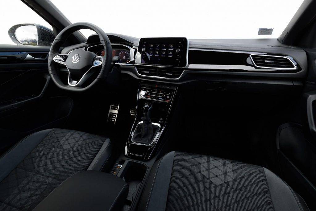 Modernizētais Volkswagen T-Roc tagad pieejams Latvijā 14 Modernizētais Volkswagen T-Roc tagad pieejams Latvijā