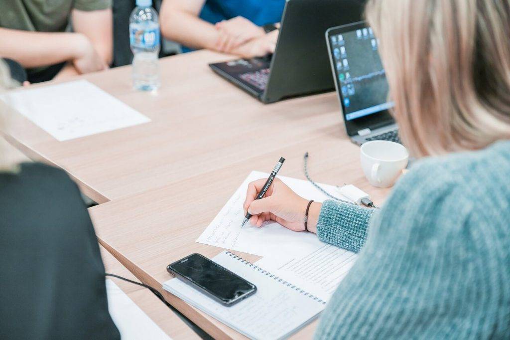 LU Inovāciju centrs sadarbojas ar Rīgas domi mākslas hakatona “InovArt” ideju tālākai attīstībai 5 LU Inovāciju centrs sadarbojas ar Rīgas domi mākslas hakatona “InovArt” ideju tālākai attīstībai