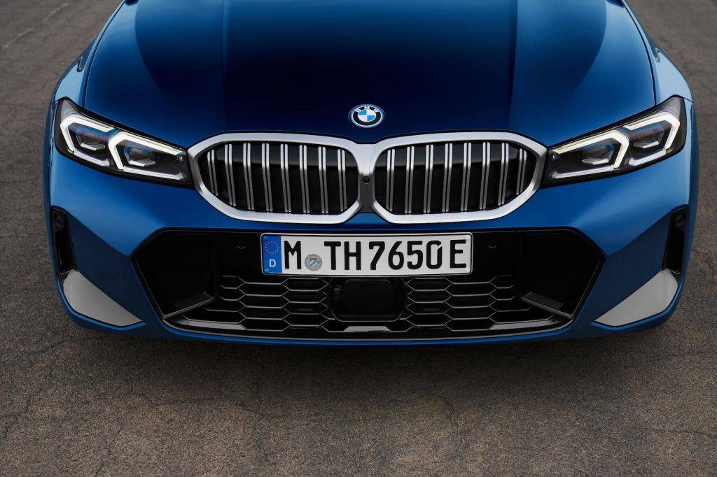 BMW izziņo jaunos 3. sērijas Sedan un Touring automobiļus