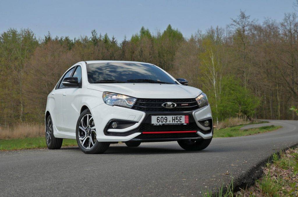 Lada automašīnu pārdošanas apjoms Eiropas Savienībā ir samazinājies līdz 63 automašīnām menesī 5 Lada Eiropā