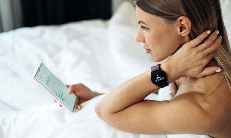 Kā piekopt veselīga miega rutīnu – iesaka mentālās un fiziskās sagatavotības trenere