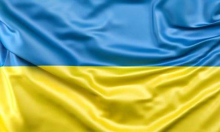 “Tele2” pagarina iespēju ukraiņu bēgļiem izmantot bezmaksas mobilos sakarus