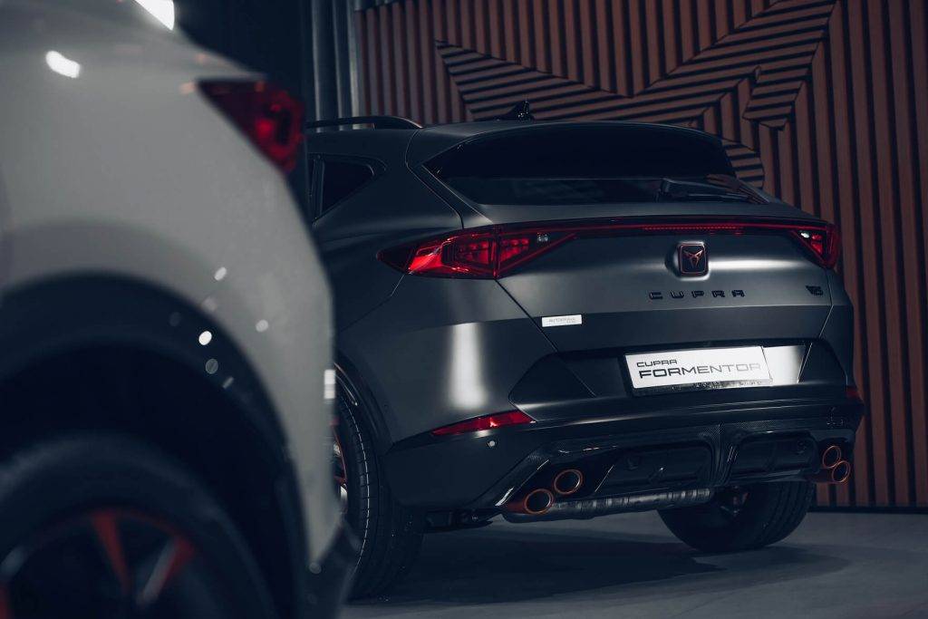Rīgā ierodas pirmie ekskluzīvie CUPRA Formentor VZ5 modeļi 7 Rīgā ierodas pirmie ekskluzīvie CUPRA Formentor VZ5 modeļi