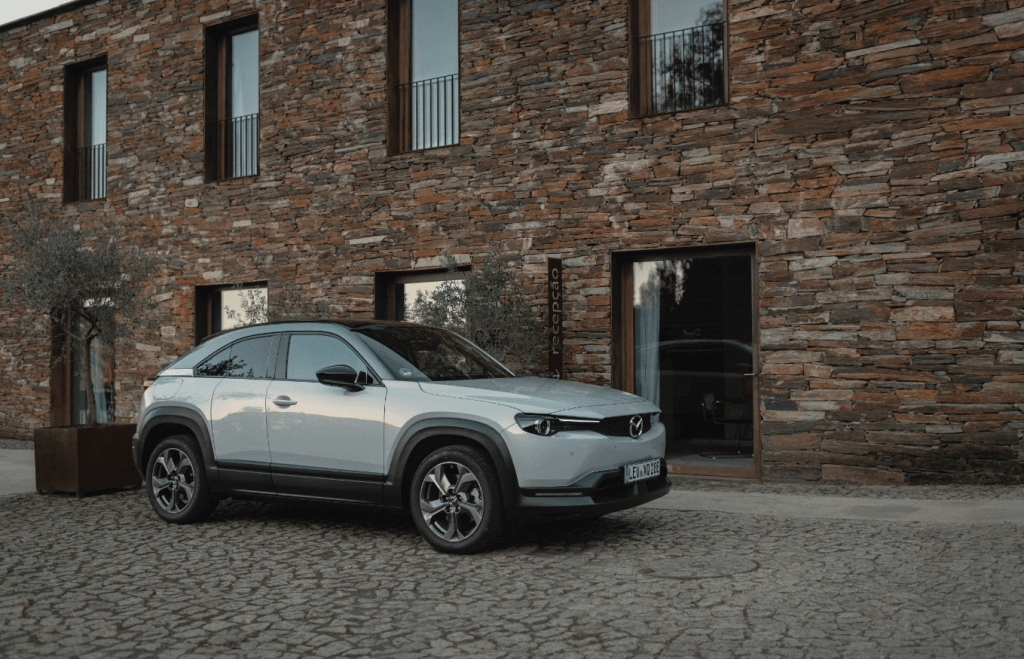 200 kilometri ar vienu uzlādi: tas ir daudz vai maz? 7 200 kilometri ar vienu uzlādi: tas ir daudz vai maz?