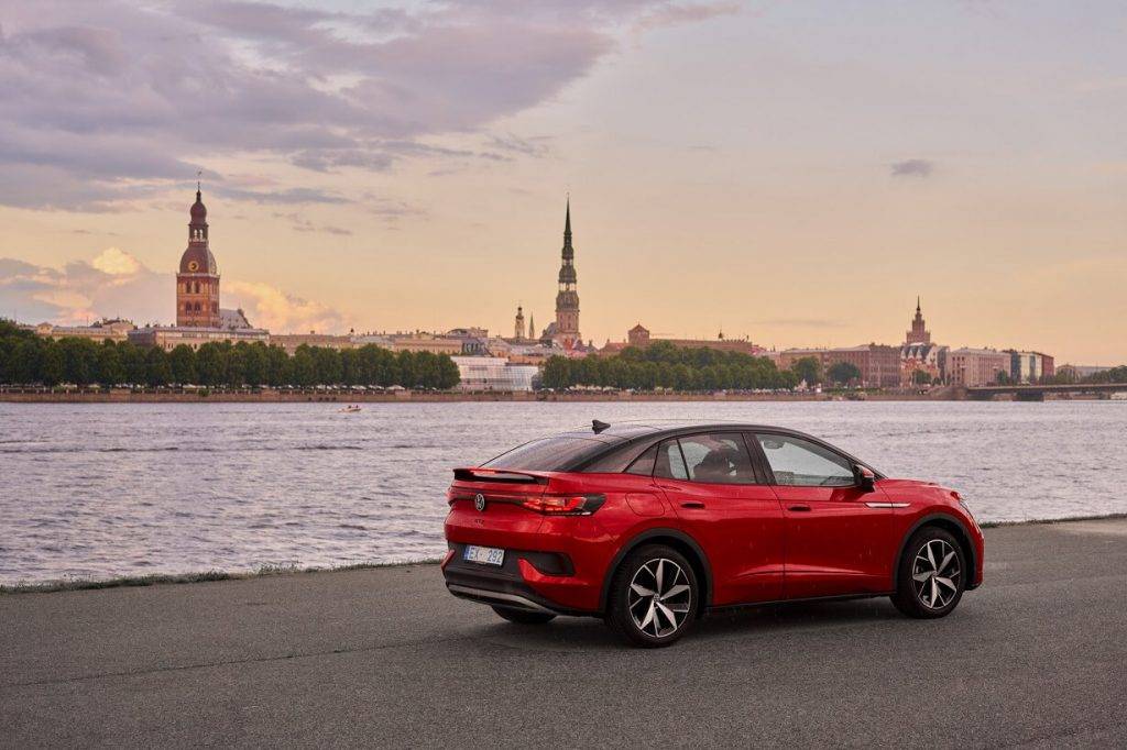 Jaunās Volkswagen E-SUV kupejas ID.5 un ID.5 GTX tagad pieejamas arī Baltijā 17 Jaunās Volkswagen E-SUV kupejas ID.5 un ID.5 GTX tagad pieejamas arī Baltijā