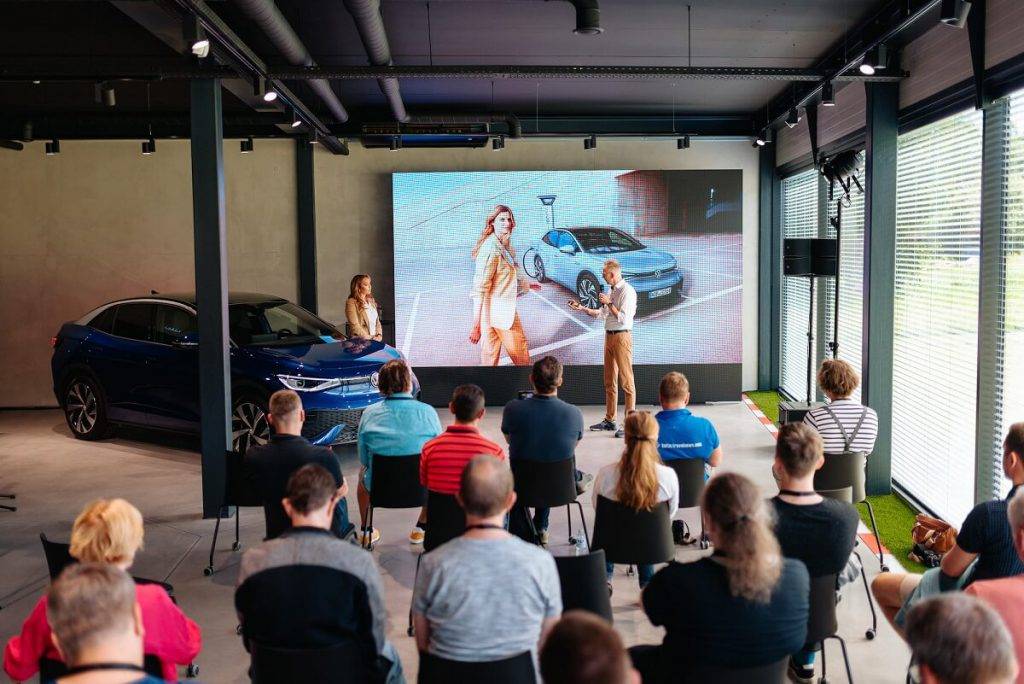 Jaunās Volkswagen E-SUV kupejas ID.5 un ID.5 GTX tagad pieejamas arī Baltijā 23 Jaunās Volkswagen E-SUV kupejas ID.5 un ID.5 GTX tagad pieejamas arī Baltijā