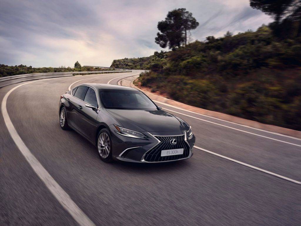 Lexus ES 2023.gada modelim veikti uzlabojumi 9 Lexus ES 2023.gada modelim veikti uzlabojumi