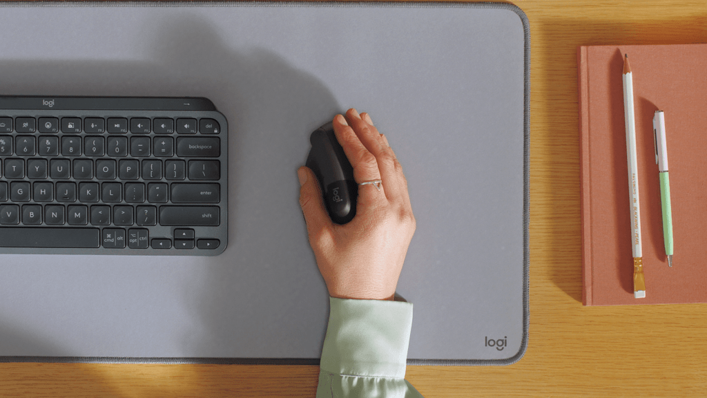 Iepazīstieties ar Lift — Logitech jauno vertikālo ergonomisko peli 10 Logitech izstrādajuši jaunu vertikālo ergonomisko peli