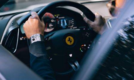 RM UP-01 Ferrari ir pasaulē plānākais mehāniskais pulkstenis par vairāku Ferrari superauto cenu