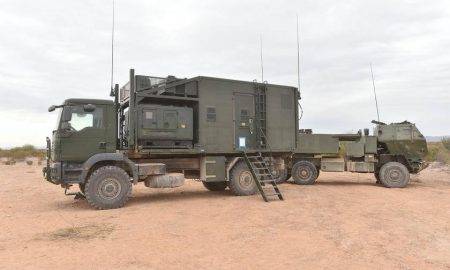 ASV nodos komandvadības un štāba transportlīdzekļus Ukrainai. Visticamāk, tie ir nepieciešami, M142 HIMARS darbībai