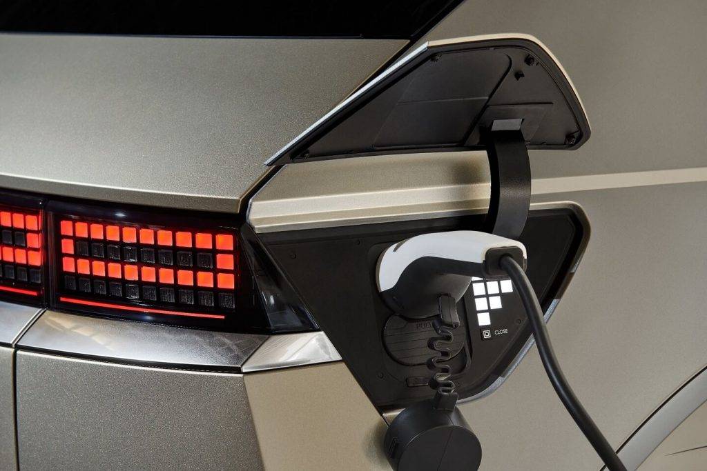 Patiesība par elektroauto: kas jāzina pirms iegādes