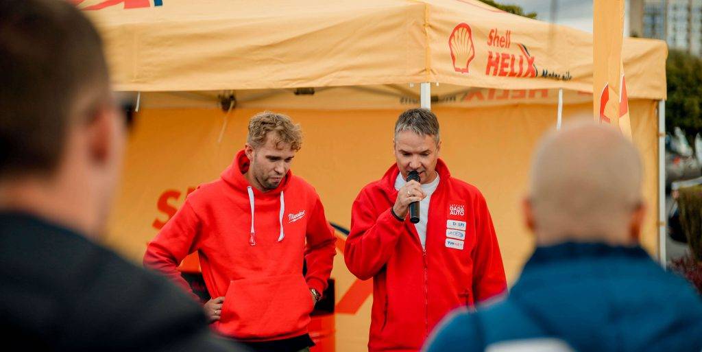 Ar kūpošām riepām aizvadīta "Latvijas Gada auto testa diena Molā" 15 Ar kūpošām riepām aizvadīta "Latvijas Gada auto testa diena Molā"