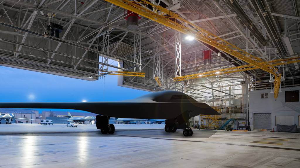 Decembra sākumā ASV prezentēs kodolbumbvedēju B-21 Raider 5 Bumbvedējs B-21 Raider