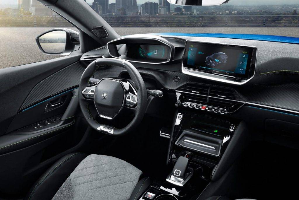 Kas elektroauto svarīgāks: ātra uzlāde vai liels akumulators? 7 Elektromobilis Peugeot e-2008