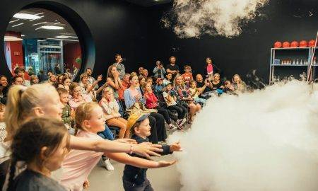 Klases ekskursijā uz jauno Ventspils zinātnes centru VIZIUM