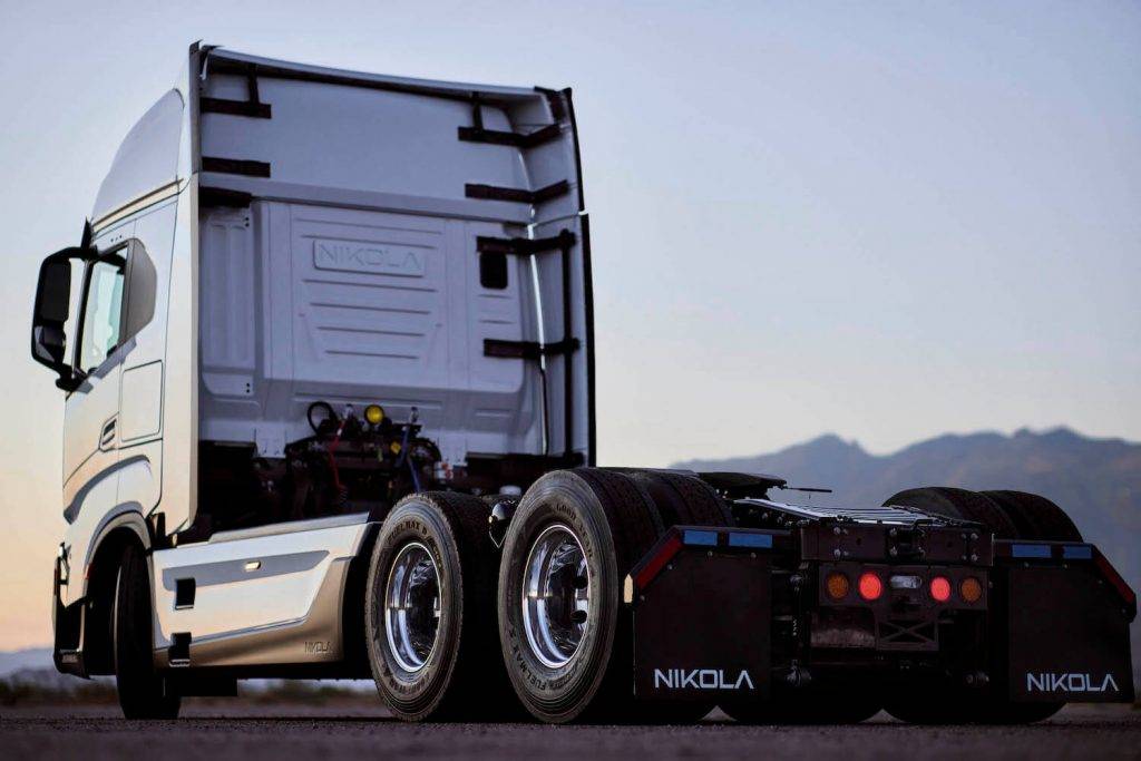 AA 2022: Iveco un Nikola Eiropas tirgū laiž klajā bateriju elektrisko kravas automašīnu Nikola Tre BEV ar savā klasē lielāko nobraucamo attālumu