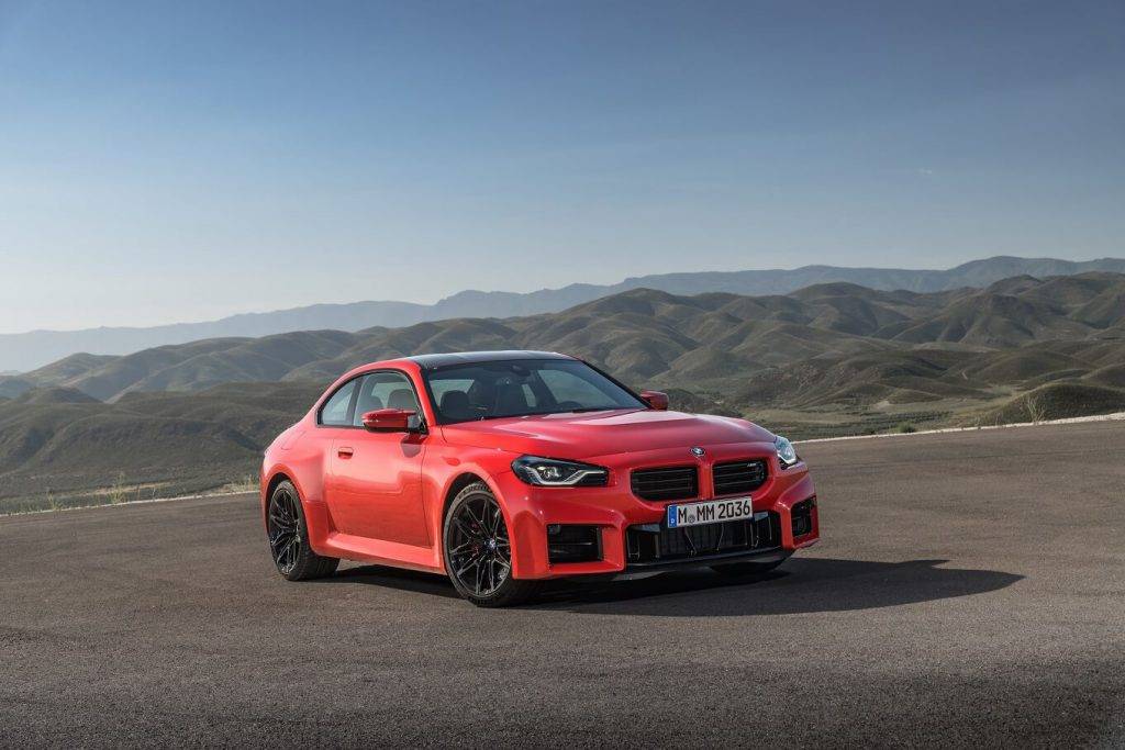 Jaunākais papildinājums sporta auto entuziastiem – BMW M2 11 Jaunākais papildinājums sporta auto entuziastiem – BMW M2