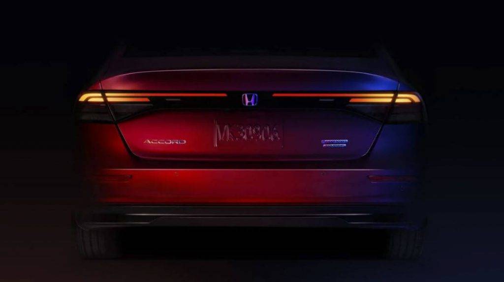 Honda pirmo reizi parāda Accord vienpadsmitās paaudzes fotogrāfijas 10 Honda pirmo reizi parāda Accord 11ilustrācijas