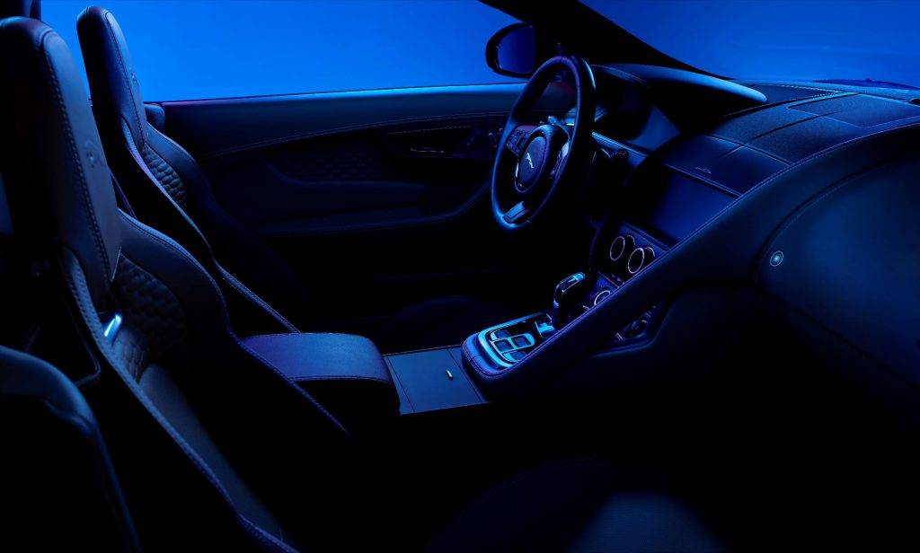 Jaguar sporta auto 75 gadu jubilejā klajā tiks laists pēdējais F-TYPE atjauninājums 16 Jaguar sporta auto 75 gadu jubilejā klajā tiks laists pēdējais F-TYPE atjauninājums