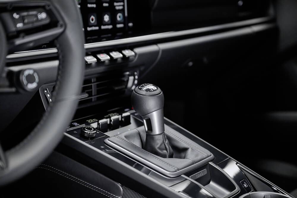 Jauna vieglsvara sporta automašīna: “Porsche 911 Carrera T” 17 Jauna vieglsvara sporta automašīna: “Porsche 911 Carrera T”