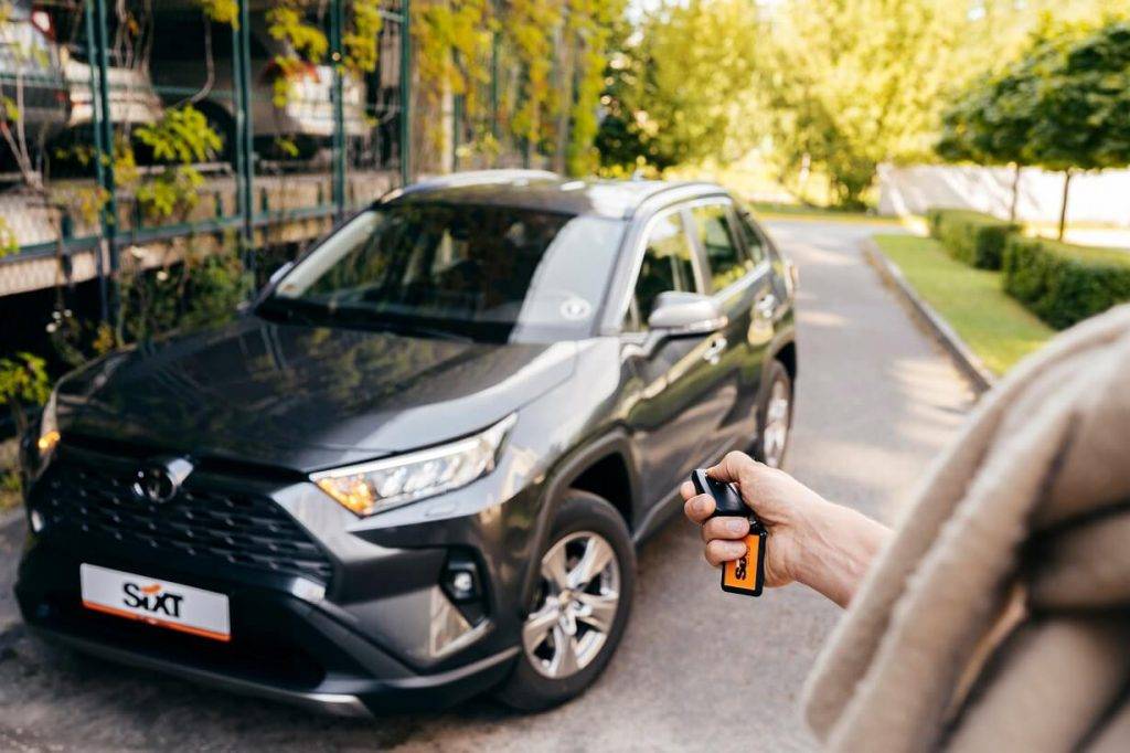 Baltijā darbu sāk automašīnu abonēšanas platforma SIXT+ 7 Baltijā darbu sāk automašīnu abonēšanas platforma SIXT+