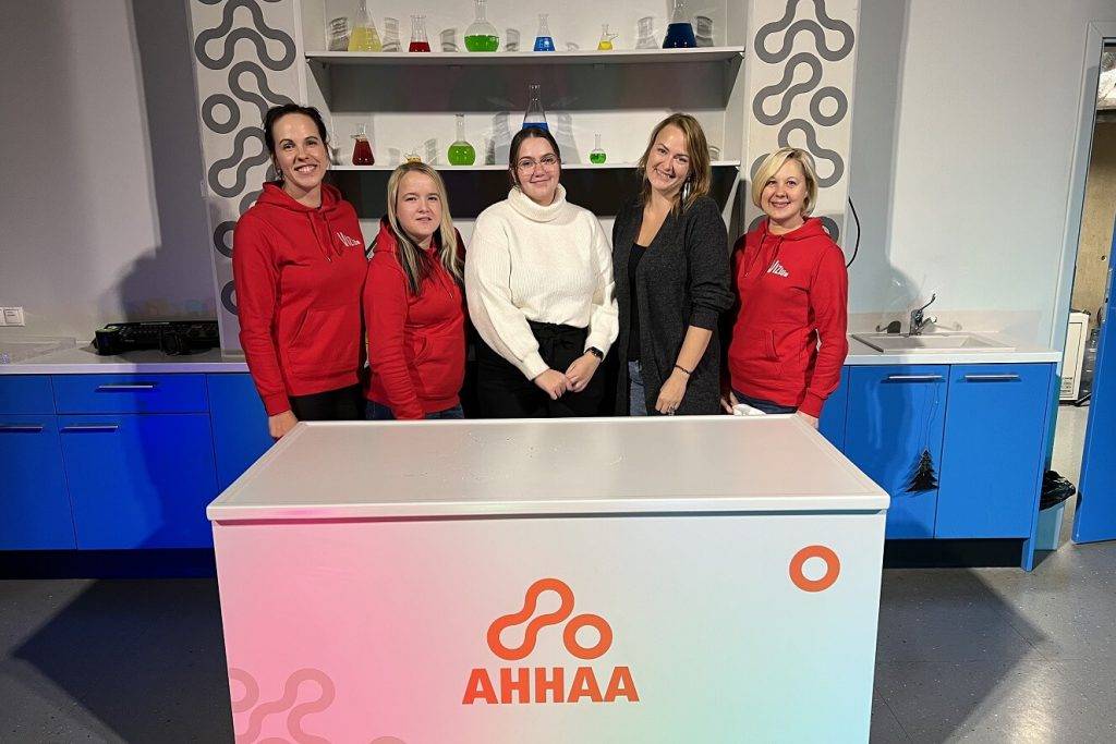 VIZIUM pārstāvji devās pieredzes apmaiņā uz zinātnes centru AHHAA 5 VIZIUM pārstāvji devās pieredzes apmaiņā uz zinātnes centru AHHAA