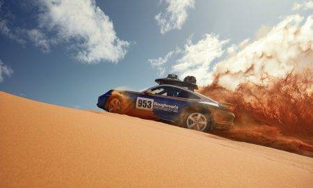 Porsche prezentē jauno bezceļu sacīkšu auto 911 Dakar