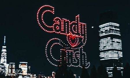 Spēles Candy Crush gadadienā Ņujorkā 500 dronu demonstrē iespaidīgu gaismas šovu