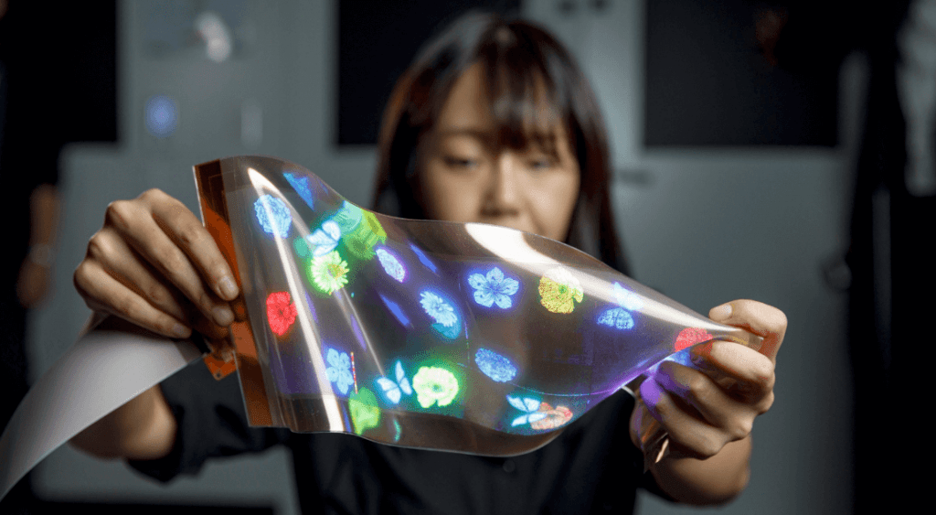 LG parāda displeju, kuru var izstiept no 12 līdz 14 collām 7 LG Display