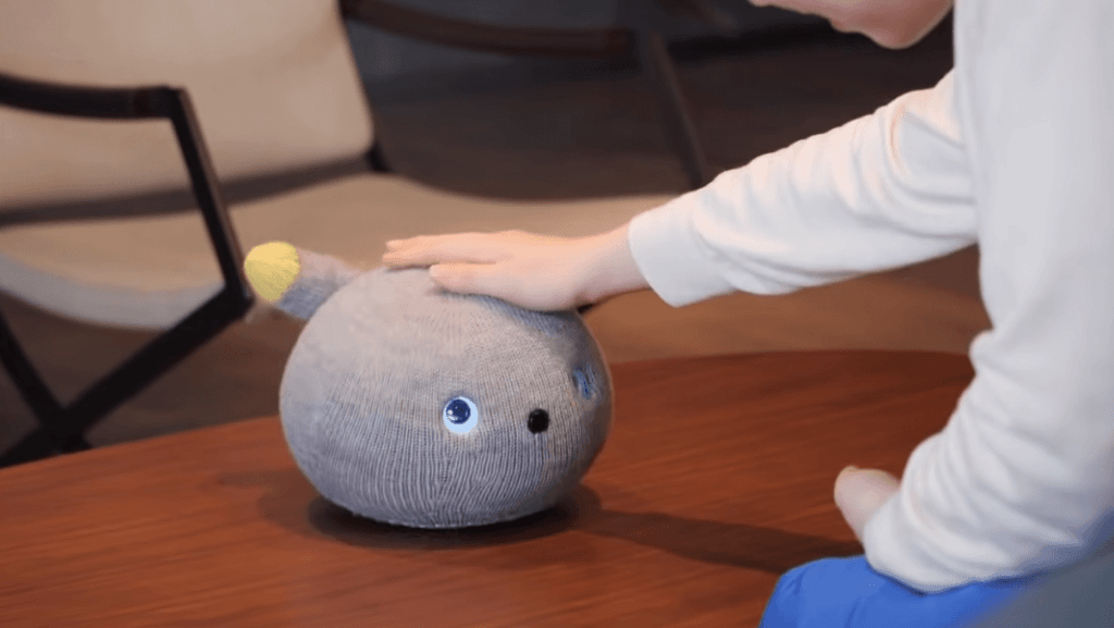 Uzņēmums Panasonic Nicobo ir izstrādājis robotu-kompanjonu