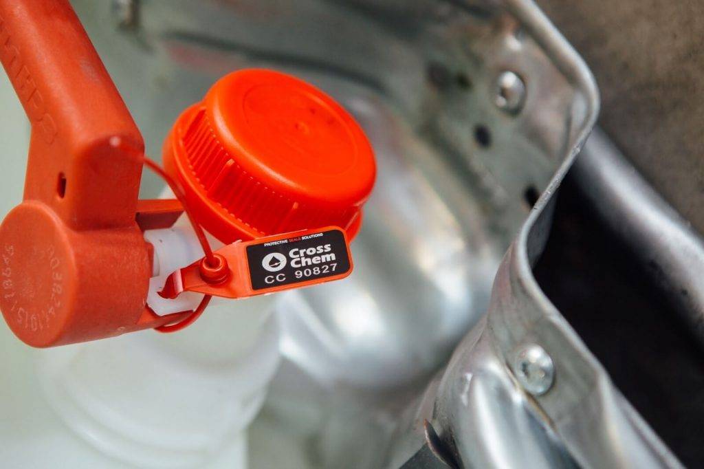 SIA CrossChem turpina paplašināt Latvijas AdBlue® uzpildes staciju tīklu 