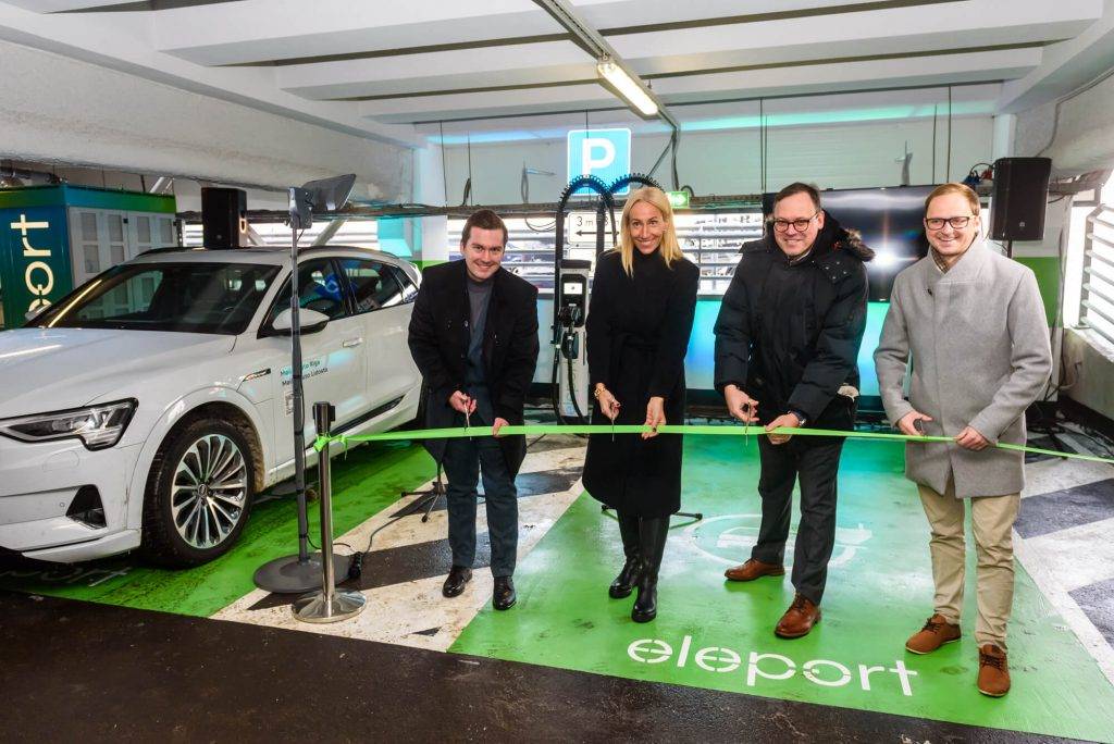 Ieguldot 150 tūkstošus eiro, Eleport atklāj līdz šim jaudīgāko elektroauto uzlādes laukumu 11 Ieguldot 150 tūkstošus eiro, Eleport atklāj līdz šim jaudīgāko elektroauto uzlādes laukumu